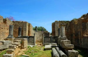 Die Werkstatt des Phidias, dem Erbauer der goldenen Zeusstatue, Teil des Wandkalenders "Von Olympia über Messene nach Mystras"