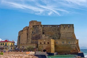 Castel dell'Ovo, Teil des Wandkalenders "Historisches am Golf von Neapel"